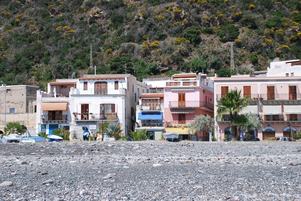Vulcanoconsult Appartamenti Spiaggia Lipari  Luaran gambar