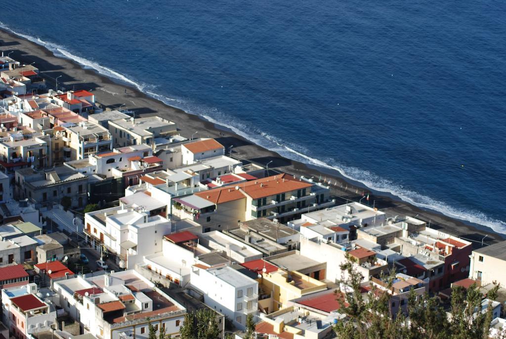 Vulcanoconsult Appartamenti Spiaggia Lipari  Luaran gambar