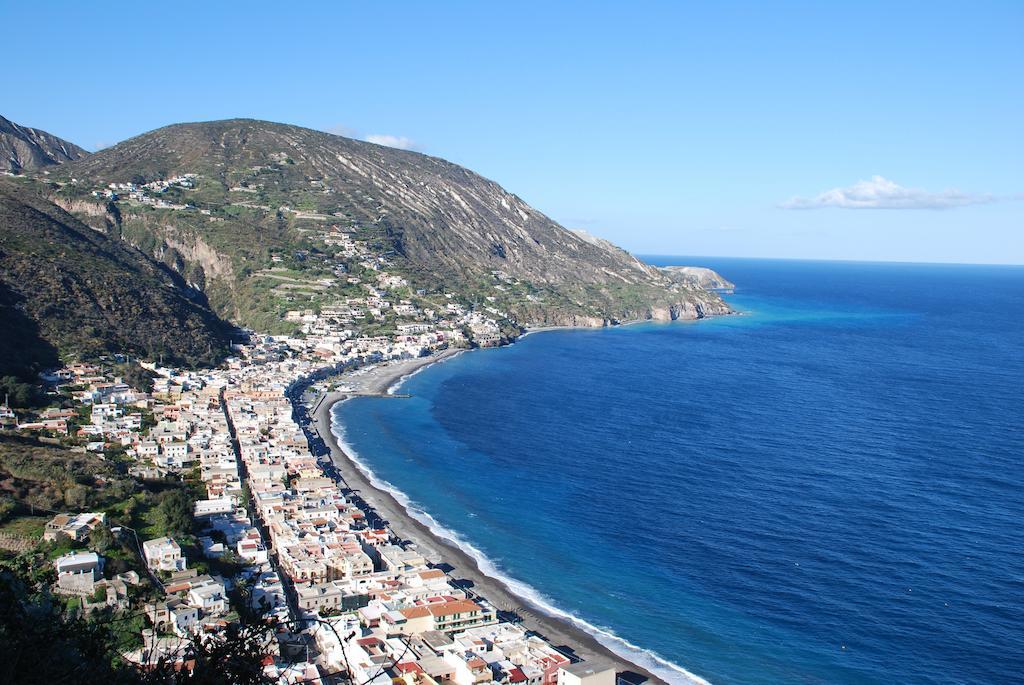 Vulcanoconsult Appartamenti Spiaggia Lipari  Luaran gambar