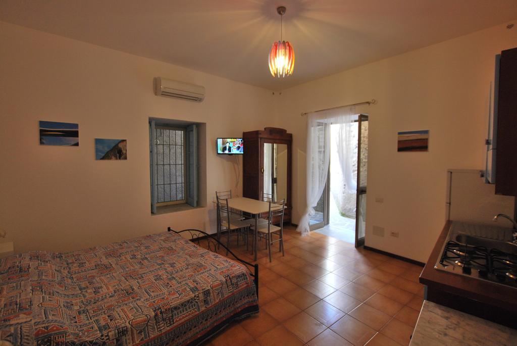 Vulcanoconsult Appartamenti Spiaggia Lipari  Bilik gambar